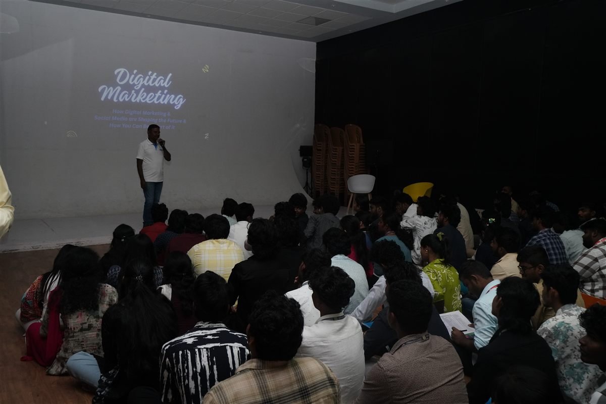 Digital marketing workshop session